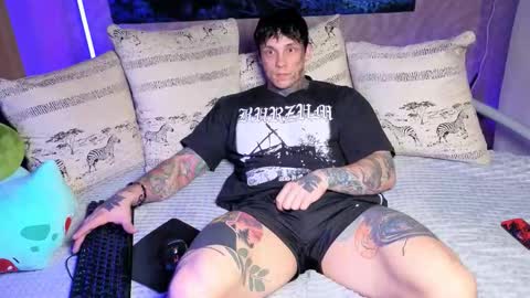 Snapshot of anubisgod88 chatting on November 2025 05:29:01 AM Tom online show from November 2025 05:29:01 AM