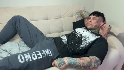 Tom online show from April 2026 06:19:01 AM