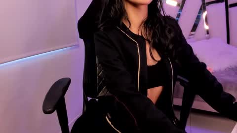 any_clark_ online show from December 2025 07:43:01 PM