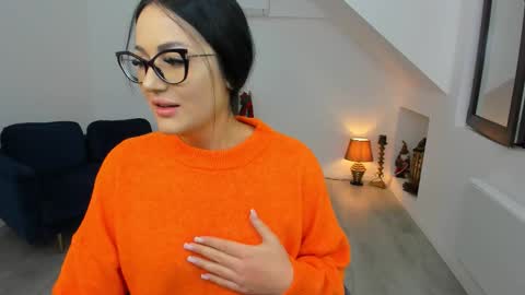 Snapshot of anya_evy chatting on December 2025 05:13:01 AM Anya online show from December 2025 05:13:01 AM