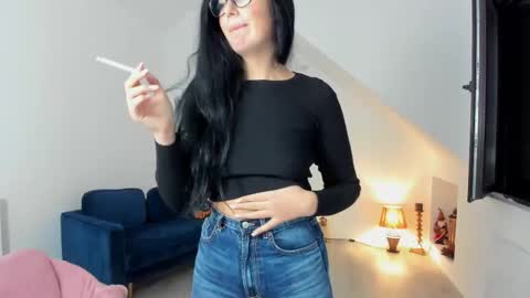 Snapshot of anya_evy chatting on December 2025 05:06:02 AM Anya online show from December 2025 05:06:02 AM