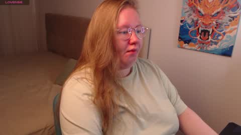 Snapshot of anya_muna chatting on January 2025 07:28:01 PM Anya Muna online show from January 2025 07:28:01 PM