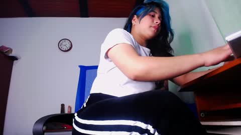 anyady online show from February 2025 10:06:02 PM