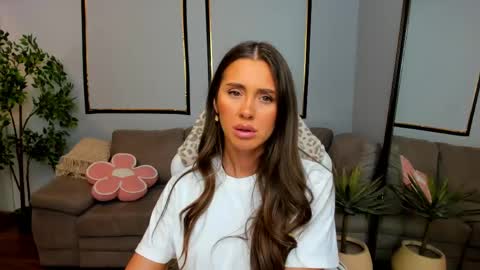 Anya online show from April 2026 12:47:01 PM