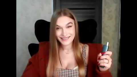 AnyaSmack online show from December 2025 06:48:01 PM