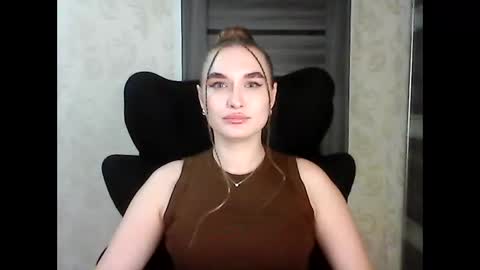 AnyaSmack online show from December 2025 10:37:01 PM