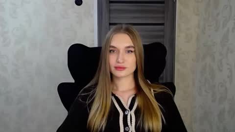 AnyaSmack online show from December 2025 05:09:01 PM