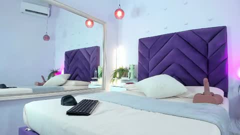 Any online show from July 2026 08:00:02 PM
