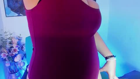 anyell online show from November 2025 11:07:02 PM