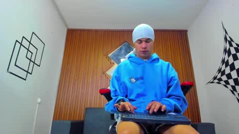 anyelo_sexyhot online show from January 2025 11:26:01 AM