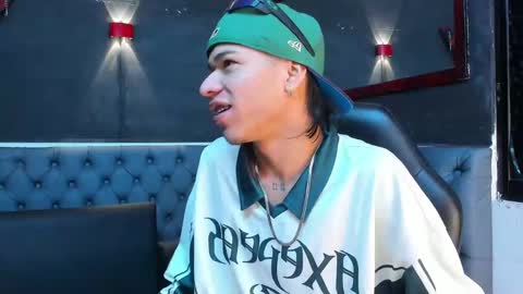 anyelo_sexyhot online show from October 2025 11:08:02 AM