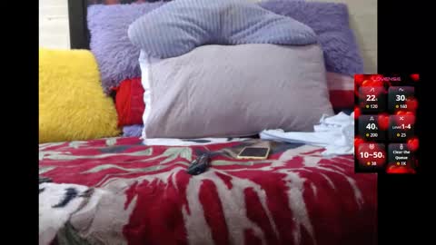 Snapshot of anyholl chatting on September 2025 12:26:01 PM any simsom online show from September 2025 12:26:01 PM