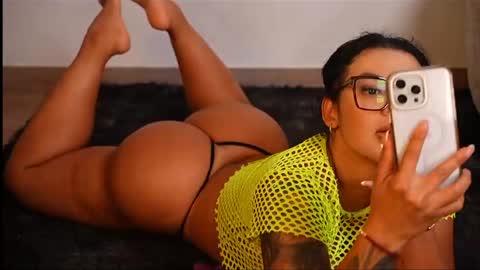 Dulce Maria online show from April 2026 01:55:01 AM