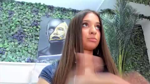 Snapshot of anyssia_ chatting on September 2025 07:36:01 PM Anyssia online show from September 2025 07:36:01 PM