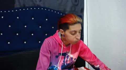 anyu online show from December 2024 02:42:01 AM