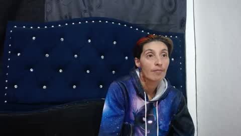 anyu online show from December 2024 07:42:01 AM