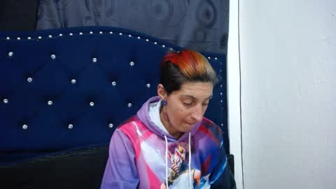 anyu online show from January 2025 06:38:01 AM