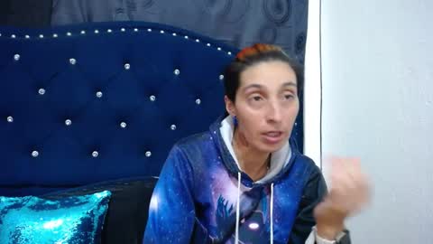 anyu online show from January 2025 05:40:02 AM