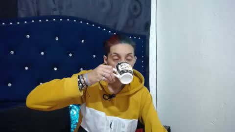 anyu online show from February 2025 03:04:01 AM