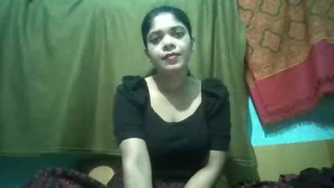 Snapshot of apa142817 chatting on February 2026 01:57:02 AM Aparalux online show from February 2026 01:57:02 AM