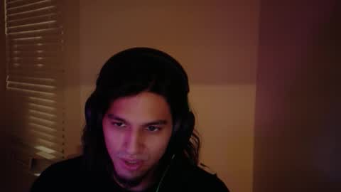 Snapshot of apachewithawebcam chatting on November 2025 06:24:02 AM ApacheWithWebcam online show from November 2025 06:24:02 AM