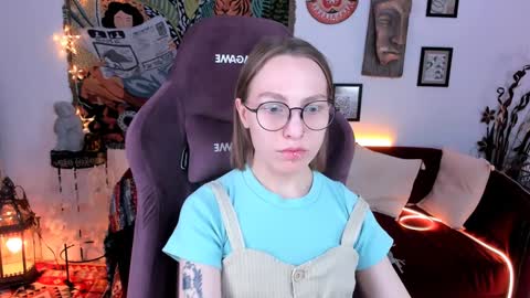 Snapshot of aphexqueen chatting on January 2025 02:24:02 PM APHEX QUEEN online show from January 2025 02:24:02 PM