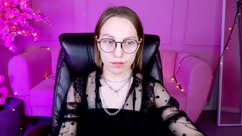 Snapshot of aphexqueen chatting on January 2025 12:16:01 PM APHEX QUEEN online show from January 2025 12:16:01 PM