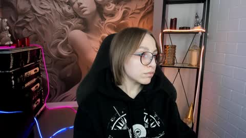 Snapshot of aphexqueen chatting on February 2025 05:15:02 PM APHEX QUEEN online show from February 2025 05:15:02 PM