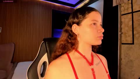 aphrodite online show from November 2025 04:09:02 PM