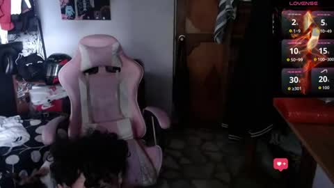 Snapshot of apolo_s chatting on August 2026 07:16:01 PM Andres online show from August 2026 07:16:01 PM