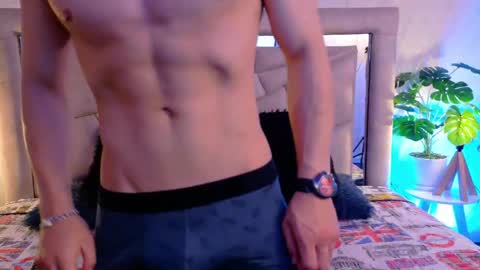 Apolo online show from May 2026 04:32:02 AM