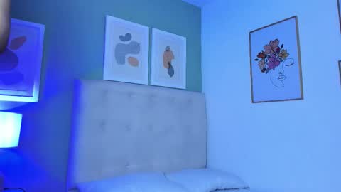 Apolo twink online show from January 2026 07:26:02 PM