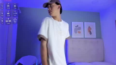 Apolo twink online show from February 2026 08:36:01 PM