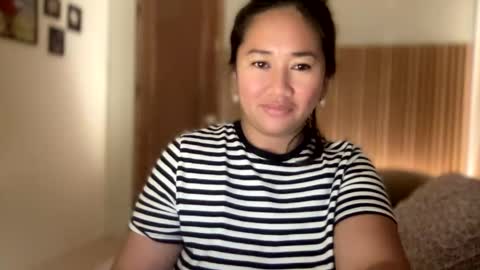 Snapshot of apple_pie_love chatting on December 2024 05:43:01 PM Anika online show from December 2024 05:43:01 PM