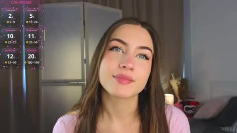 Snapshot of appleeepie chatting on October 2025 09:10:01 AM Vicki online show from October 2025 09:10:01 AM