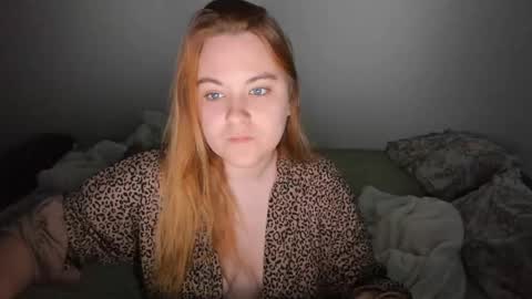 appleyummybuns online show from May 2026 05:44:01 PM