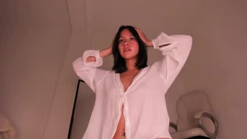 Snapshot of aprettyy chatting on June 2026 01:17:02 PM Anny online show from June 2026 01:17:02 PM