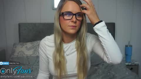 Snapshot of april_flix chatting on October 2025 10:24:01 AM April Flix online show from October 2025 10:24:01 AM