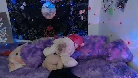 april_l6 online show from December 2024 06:20:02 AM