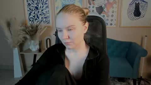 April. All year round.  online show from September 2025 02:00:02 AM