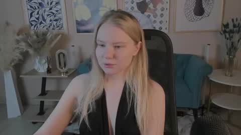 April. All year round.  online show from October 2025 03:58:02 AM