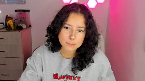 aqua emilly online show from November 2025 11:15:01 PM