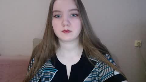 Snapshot of aquanarmin chatting on December 2024 08:18:01 AM Josefin online show from December 2024 08:18:01 AM