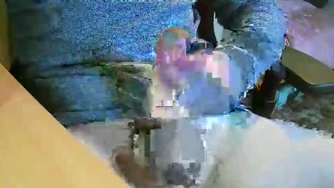 aquaporn2000 online show from April 2026 02:11:02 PM
