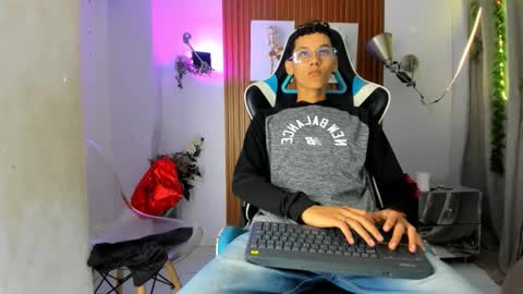 aquarius_xxx online show from October 2025 11:21:01 AM