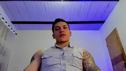 Snapshot of aquiles_51 chatting on March 2025 11:44:02 PM Jonathan online show from March 2025 11:44:02 PM