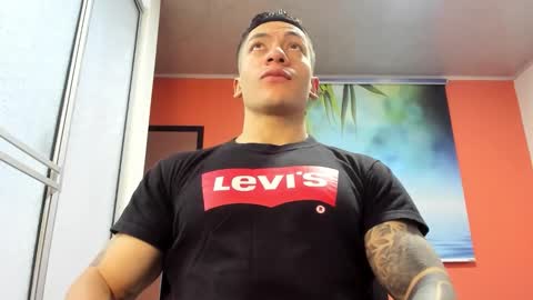 Snapshot of aquiles_51 chatting on January 2026 01:57:02 PM Jonathan online show from January 2026 01:57:02 PM