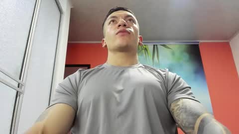 Snapshot of aquiles_51 chatting on February 2026 03:54:02 PM Jonathan online show from February 2026 03:54:02 PM