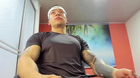 Snapshot of aquiles_51 chatting on February 2026 01:54:02 PM Jonathan online show from February 2026 01:54:02 PM