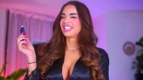 IsaBella online show from March 2026 08:01:01 PM